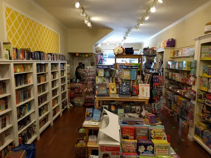 Bookasaurus, business photo 2
