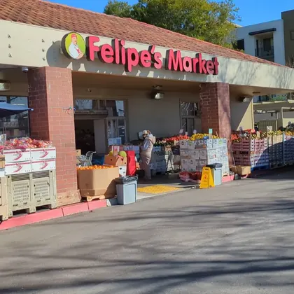 Felipe's Market, business photo 2