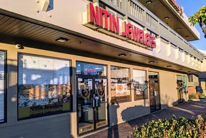 Nitin Jewelers, business photo 2