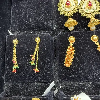 Priya Jewelers, business photo 3